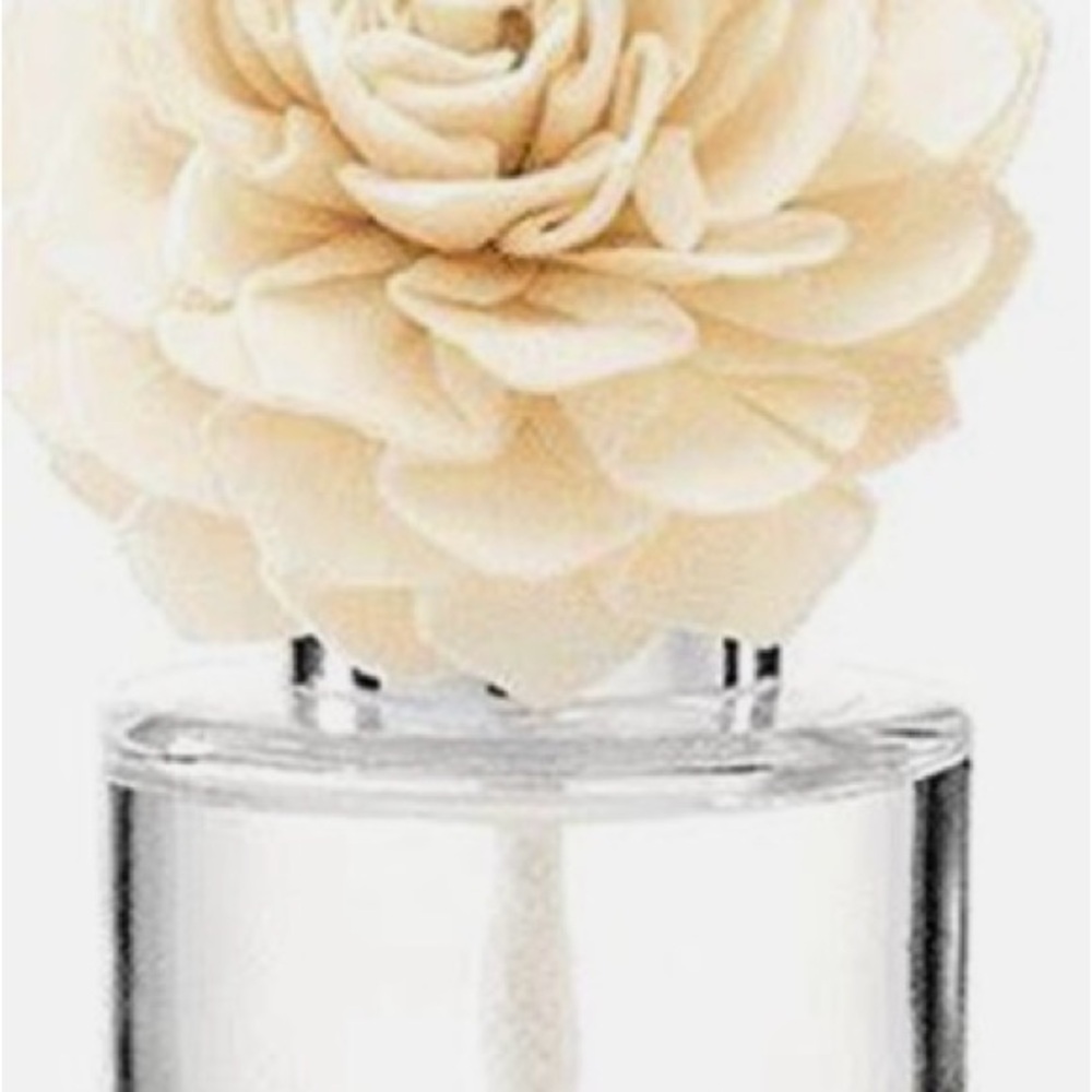 Scentsy Cream Faux Floral Accent